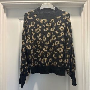 Forever 21 Black and Tan Cheetah Print Mock Neck Sweater